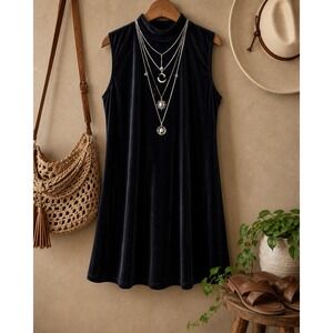 Annalee + Hope Shift Dress Velvet M Black Whimsigoth Classic LBD